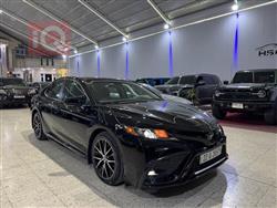 تۆیۆتا کامری